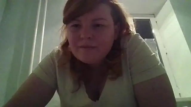 ShineDana online show from December 5, 2025, 4:16 pm