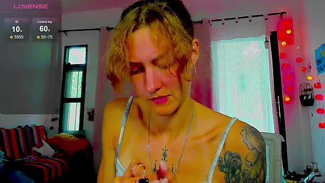   grace   online show from December 18, 2025, 5:12 am