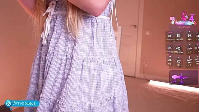 Snapshot of Miablueye chatting on March 2, 2026, 3:41 pm Miablueye online show from March 2, 2026, 3:41 pm