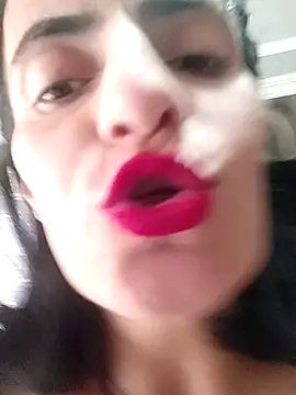 Gecenin Kralicesi online show from February 16, 2026, 10:58 am