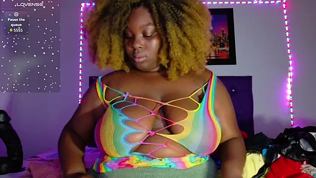 Snapshot of ebony_NeighborMoans chatting on February 10, 2026, 3:16 am ebony NeighborMoans online show from February 10, 2026, 3:16 am