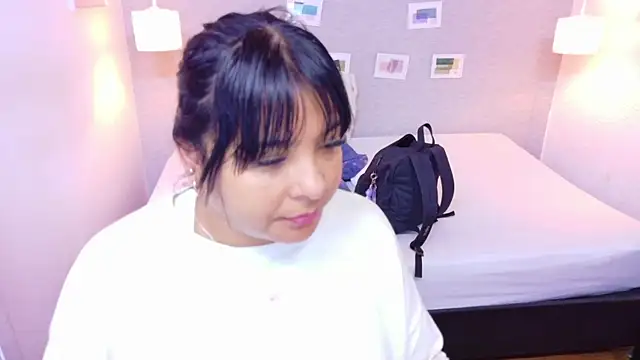 fat naughtyass online show from May 12, 2026, 1:06 pm