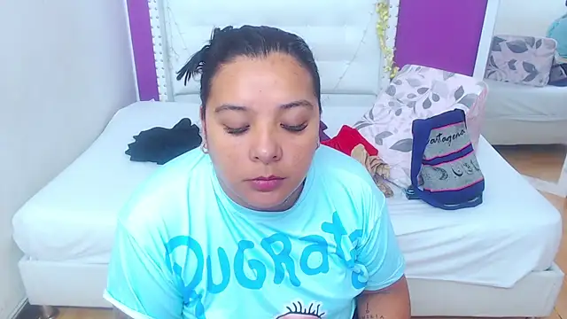 fat naughtyass online show from November 29, 2025, 12:05 pm