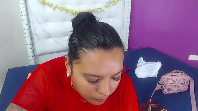 fat naughtyass online show from October 10, 2025, 1:56 pm