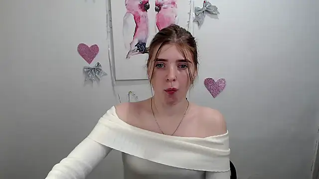 JuiceLips   online show from December 16, 2025, 2:10 pm