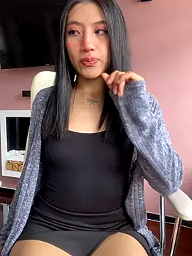 Snapshot of KloePink_ chatting on September 9, 2025, 2:59 pm KloePink online show from September 9, 2025, 2:59 pm