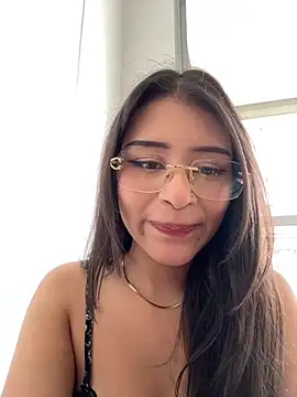 CatadeLuca online show from October 6, 2025, 2:40 pm