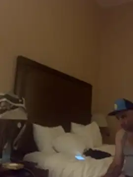 Hothotboyg online show from November 27, 2025, 12:55 am