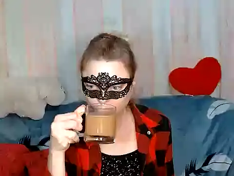 Miss Nona online show from December 4, 2025, 8:46 am