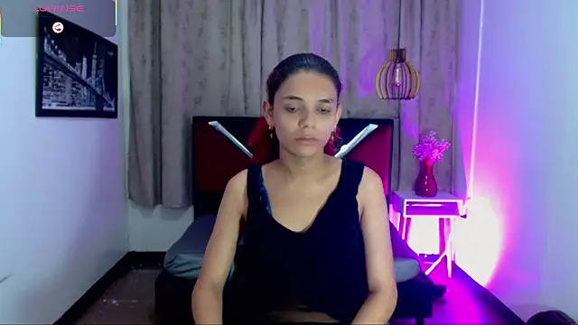 luisa  torres online show from June 21, 2026, 3:01 am