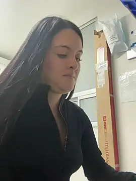 marianm29 online show from April 3, 2026, 1:01 am