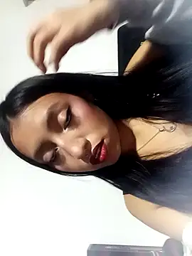 Luna Moo  online show from September 26, 2025, 4:30 am