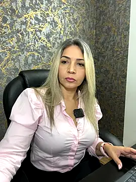 Helena Foxxx online show from November 26, 2025, 2:28 pm