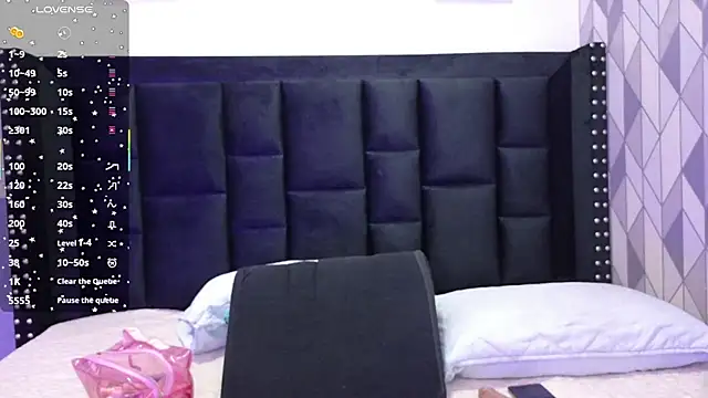 mamaneedsfun online show from October 3, 2025, 12:39 pm