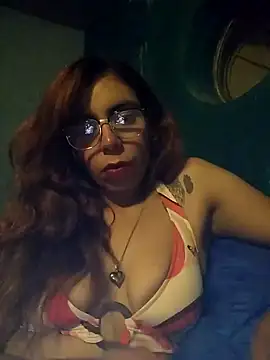 Apineapple07 online show from April 25, 2026, 4:59 am