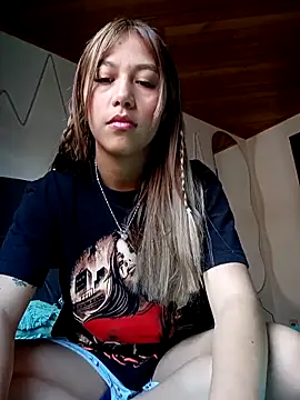 Snapshot of Anto_torres chatting on October 2, 2025, 7:28 pm Anto torres online show from October 2, 2025, 7:28 pm