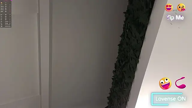 RyanStorm  online show from October 17, 2025, 3:47 pm