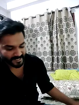 avi007p online show from May 8, 2026, 4:44 pm