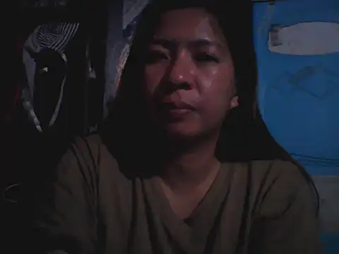 Prettymauixx online show from February 11, 2026, 2:17 pm