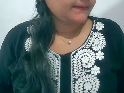 Saniya K online show from December 3, 2025, 11:09 am