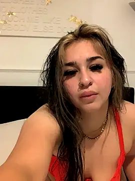 BrunetteBrat-xo online show from September 28, 2025, 8:27 pm