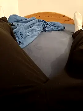 Snapshot of GlaucousSnag chatting on January 10, 2026, 8:37 pm GlaucousSnag online show from January 10, 2026, 8:37 pm