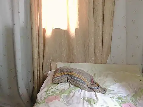 honeyLushess online show from February 22, 2026, 7:00 am