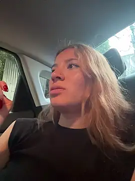 Snapshot of PussyLoversShow chatting on October 24, 2025, 9:25 pm PussyLoversShow online show from October 24, 2025, 9:25 pm