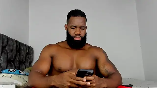 Snapshot of james_musclebbc chatting on January 17, 2026, 12:26 am james musclebbc online show from January 17, 2026, 12:26 am