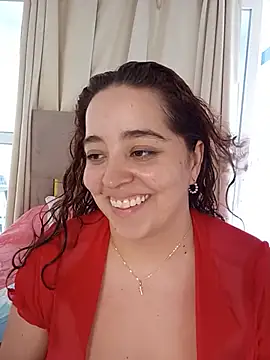 Snapshot of LoanaSantos chatting on July 31, 2026, 9:45 pm LoanaSantos online show from July 31, 2026, 9:45 pm