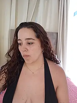 Snapshot of LoanaSantos chatting on July 30, 2026, 9:14 pm LoanaSantos online show from July 30, 2026, 9:14 pm