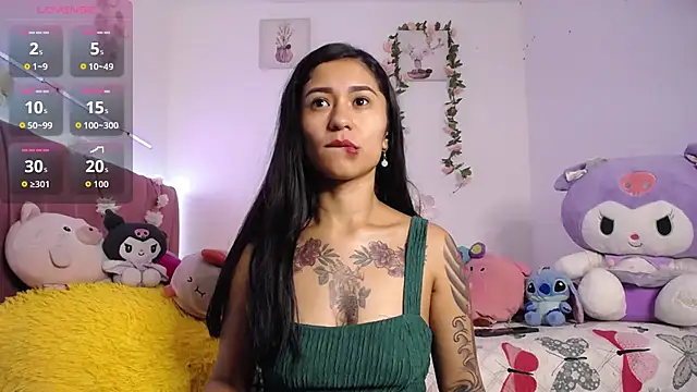 Liahdiaz  online show from February 13, 2026, 1:44 pm