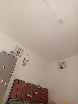 Liahdiaz  online show from January 6, 2026, 1:26 pm