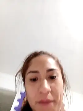 Liahdiaz  online show from November 15, 2025, 11:03 am