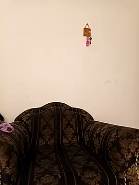 Liahdiaz  online show from September 26, 2025, 12:45 pm