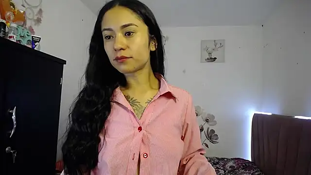Liahdiaz  online show from July 16, 2026, 1:41 pm