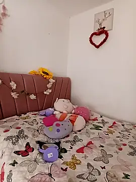 Liahdiaz  online show from October 1, 2025, 12:09 pm