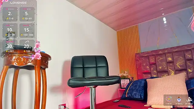 Isabella Haddad online show from November 13, 2025, 3:43 am