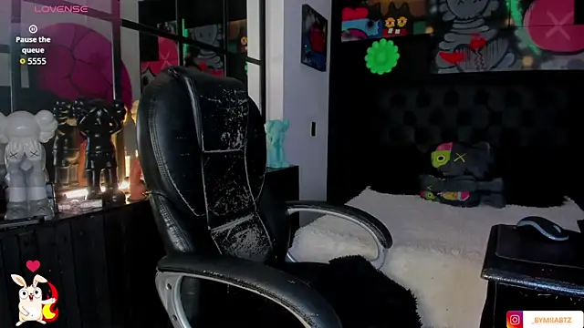 miIa bratz online show from February 5, 2026, 8:15 pm