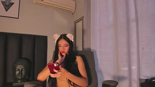 Snapshot of miIa_bratz chatting on September 26, 2025, 8:05 pm miIa bratz online show from September 26, 2025, 8:05 pm