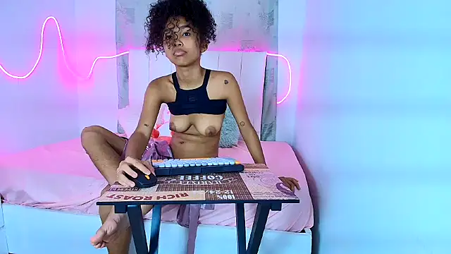 Pao salazar online show from September 18, 2025, 8:23 pm