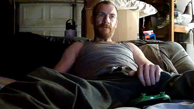 Snapshot of Tiggitytomociti chatting on March 2, 2026, 2:45 am Tiggitytomociti online show from March 2, 2026, 2:45 am