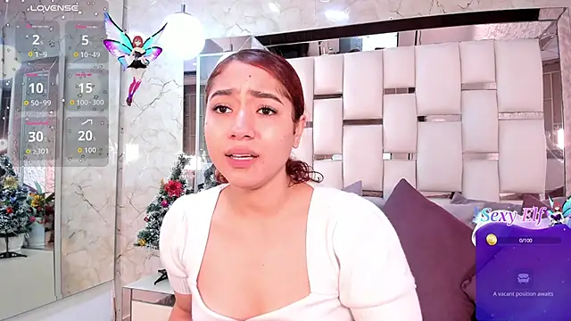 megannherrera online show from December 14, 2025, 1:06 pm