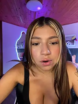 Isabella18 pink online show from July 8, 2026, 5:57 pm