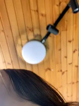 Isabella18 pink online show from December 22, 2025, 6:41 pm