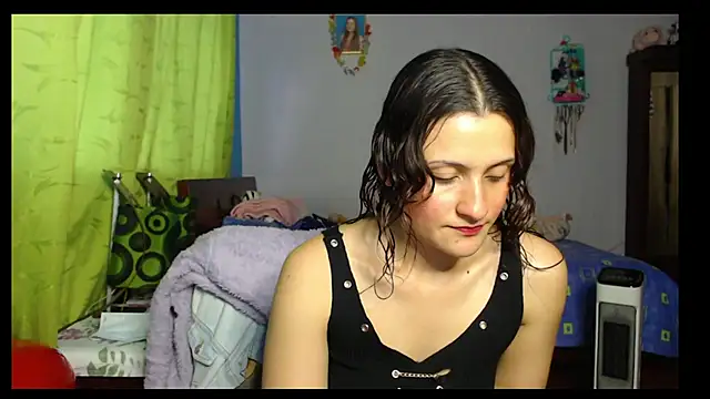 Snapshot of lindasyt chatting on September 12, 2025, 10:31 pm lindasyt online show from September 12, 2025, 10:31 pm