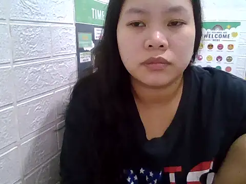 Sweeetpinay online show from March 24, 2026, 5:13 pm