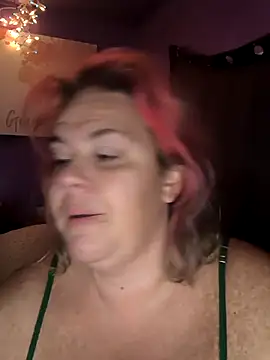 Courdles online show from December 1, 2025, 9:32 am