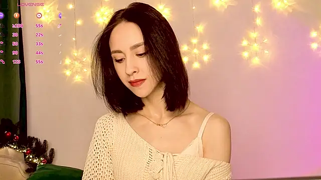 MiaSweetasHoney online show from December 15, 2025, 7:58 am