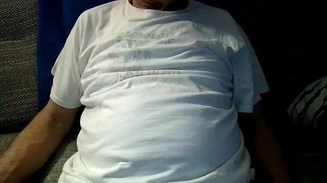 velikifant7 online show from February 20, 2026, 6:43 pm